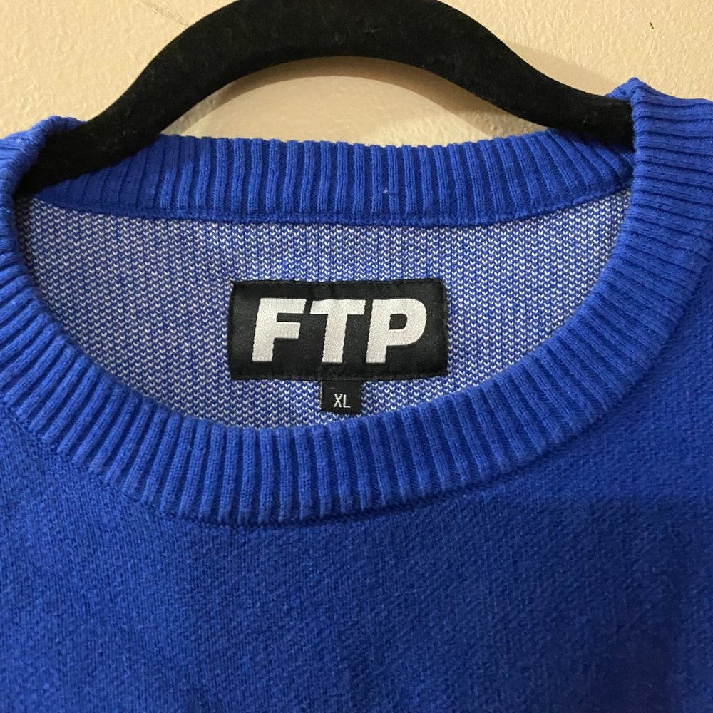 FTP SWEATER SIZE XL ROYAL BLUE NEW - Picture 3 of 9